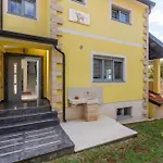 Villa Sandra *