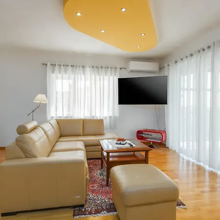 Vila Sandra