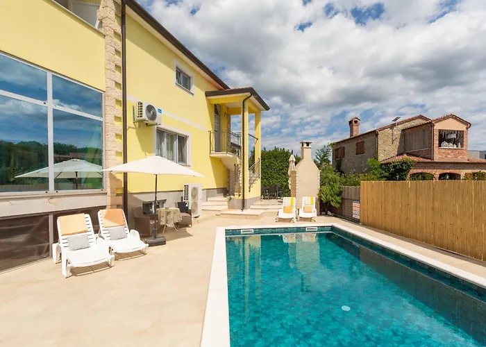 Sandra Villa Kaštelir